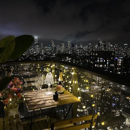 Deluxe Penthouse Two Bedrooms Suites Skyline Cn Tower Lakeview Dt Toronto Infivilla